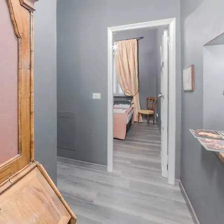 Cellini Apartment
